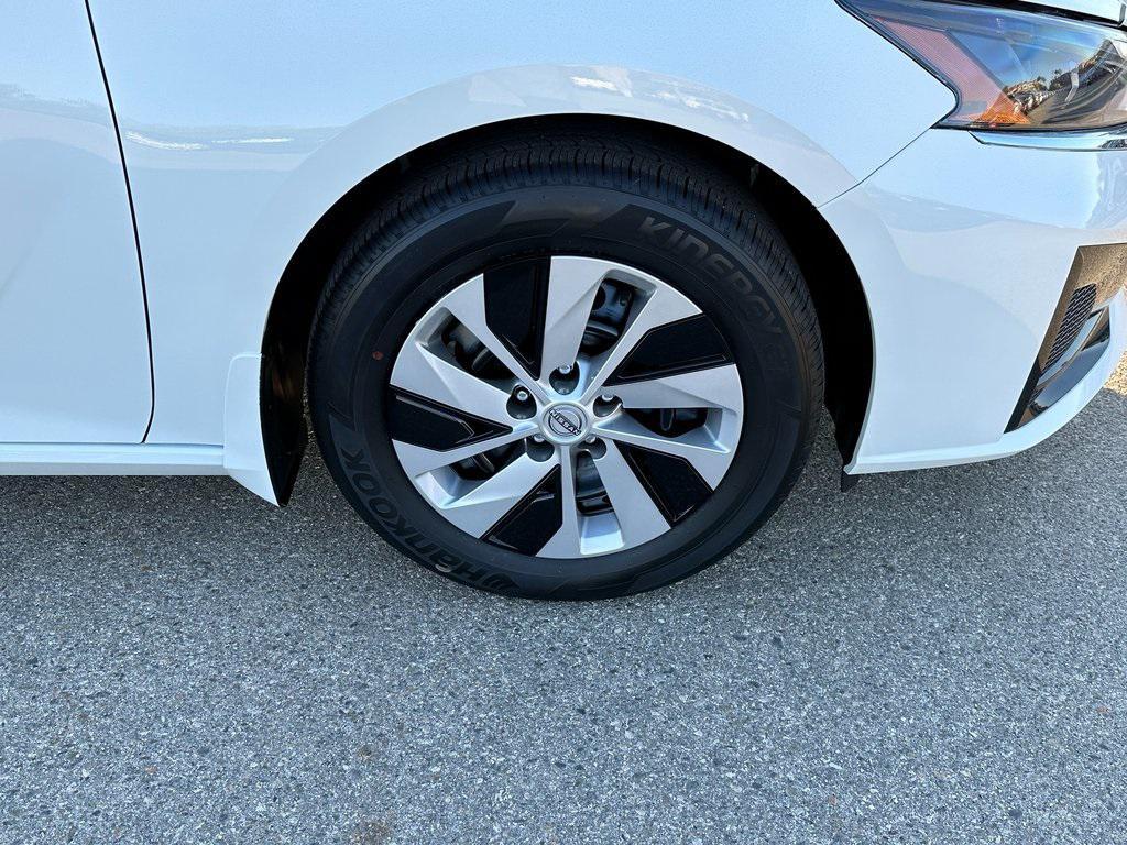 new 2025 Nissan Altima car, priced at $26,302