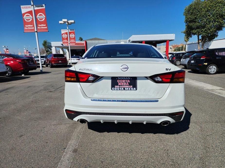 new 2024 Nissan Altima car, priced at $31,930