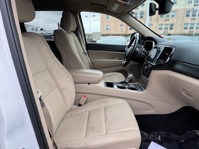 used 2022 Jeep Grand Cherokee car, priced at $23,995