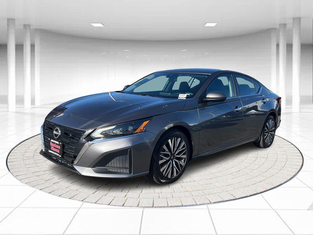 used 2023 Nissan Altima car, priced at $23,599