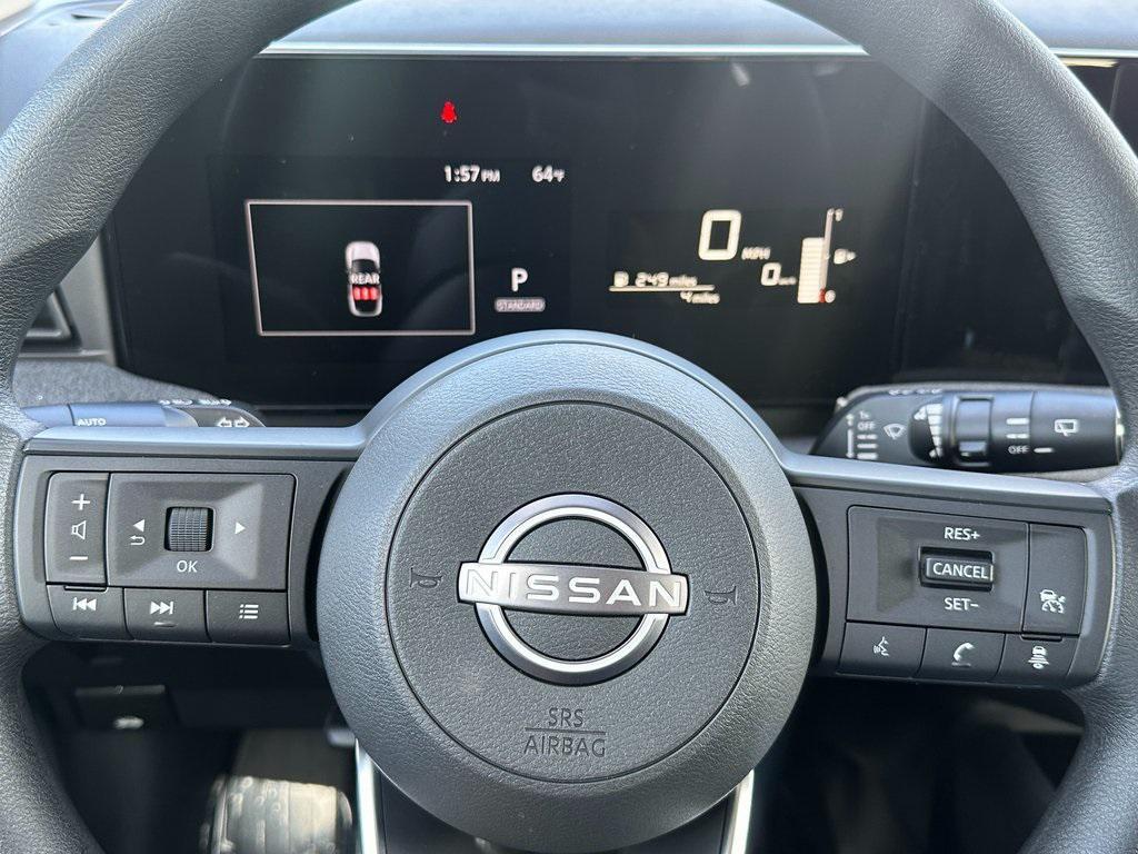 new 2025 Nissan Kicks car, priced at $25,095