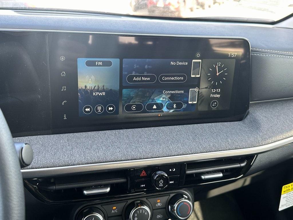 new 2025 Nissan Kicks car, priced at $25,095