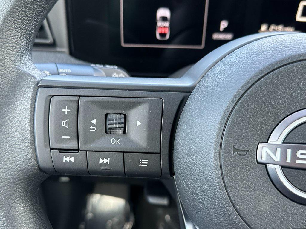 new 2025 Nissan Kicks car, priced at $25,095