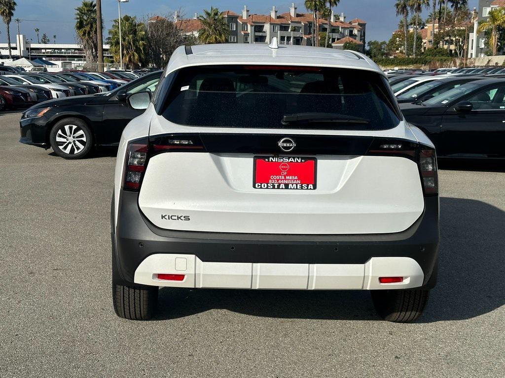 new 2025 Nissan Kicks car, priced at $25,095