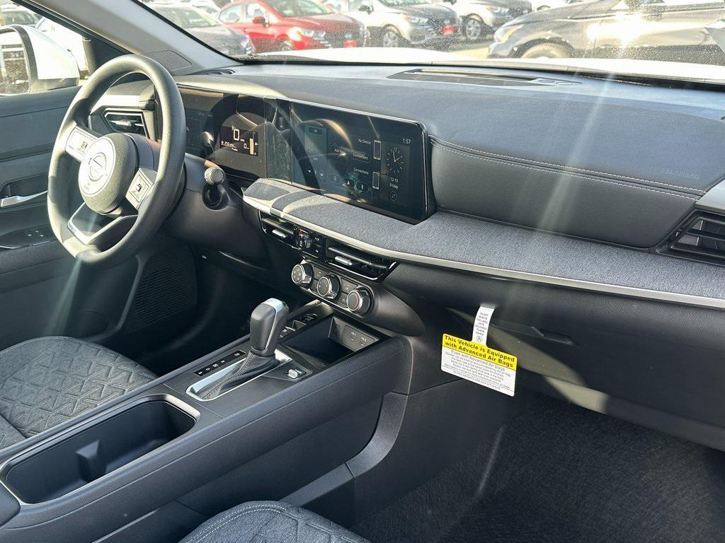 new 2025 Nissan Kicks car, priced at $25,095
