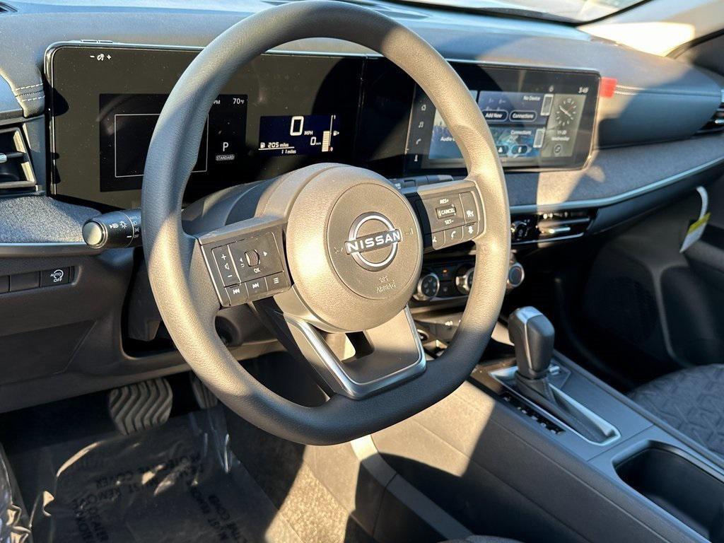 new 2025 Nissan Kicks car, priced at $24,785