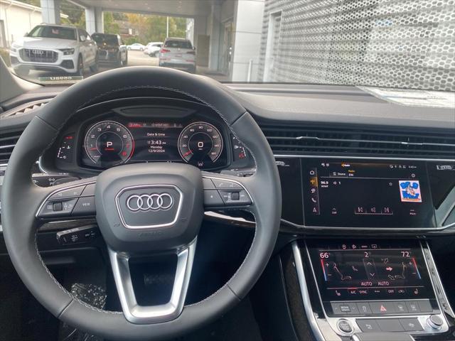 new 2025 Audi Q7 car, priced at $70,900