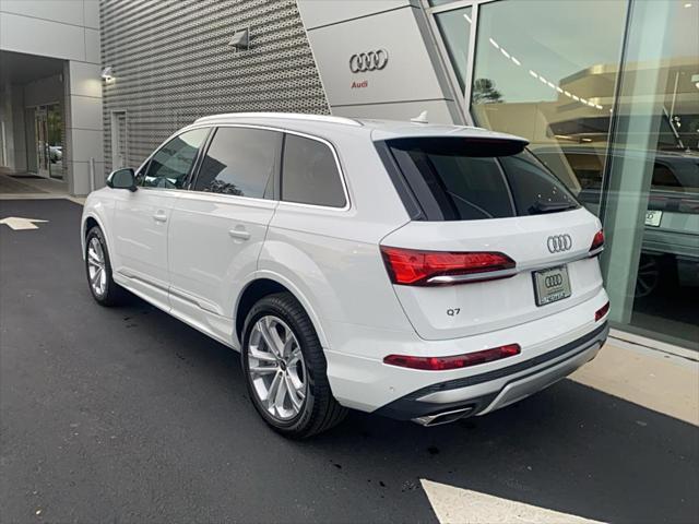 new 2025 Audi Q7 car, priced at $65,005