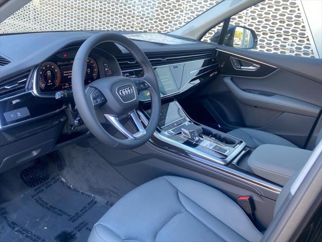 new 2025 Audi Q7 car, priced at $77,570