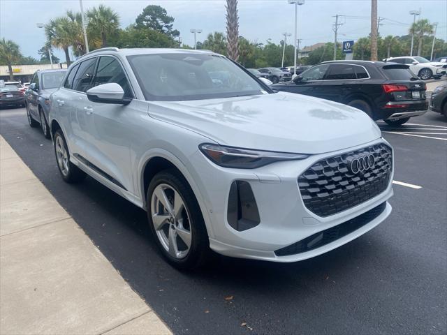 new 2025 Audi Q5 car, priced at $60,975