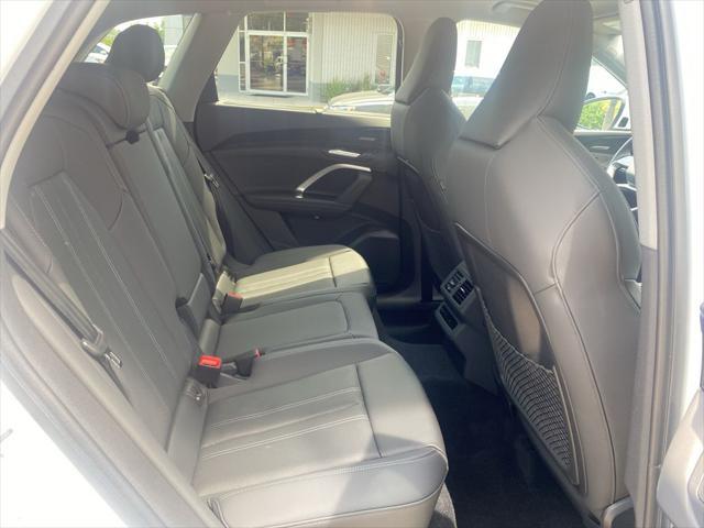 new 2025 Audi Q5 car, priced at $60,175