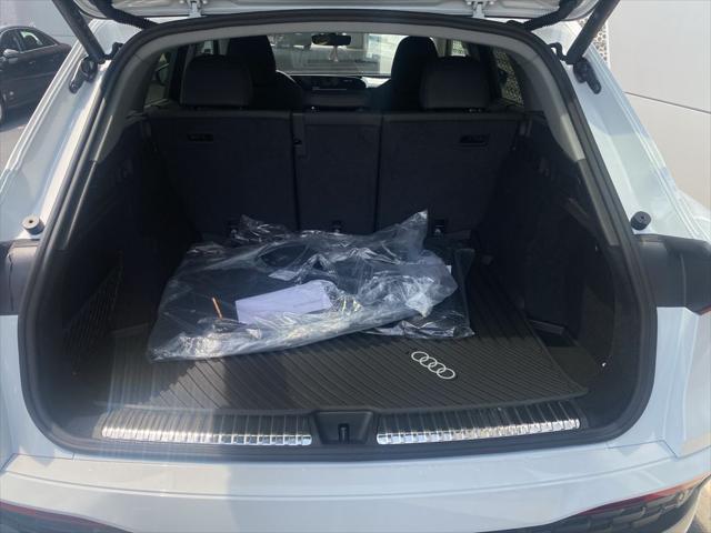 new 2025 Audi Q5 car, priced at $60,175
