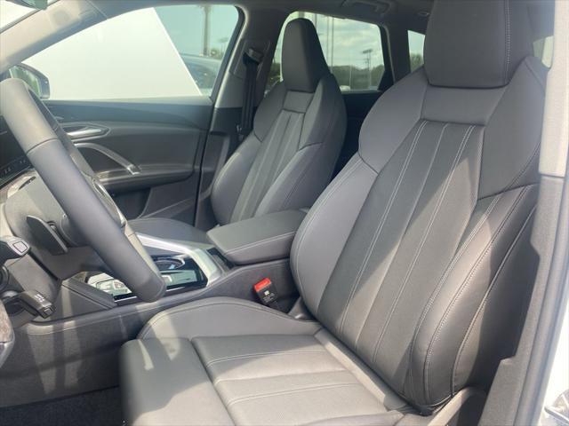 new 2025 Audi Q5 car, priced at $60,175