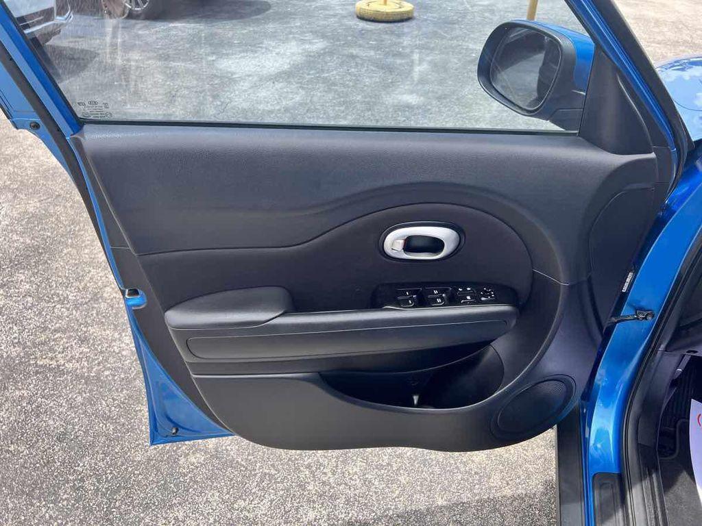 used 2016 Kia Soul car, priced at $7,450