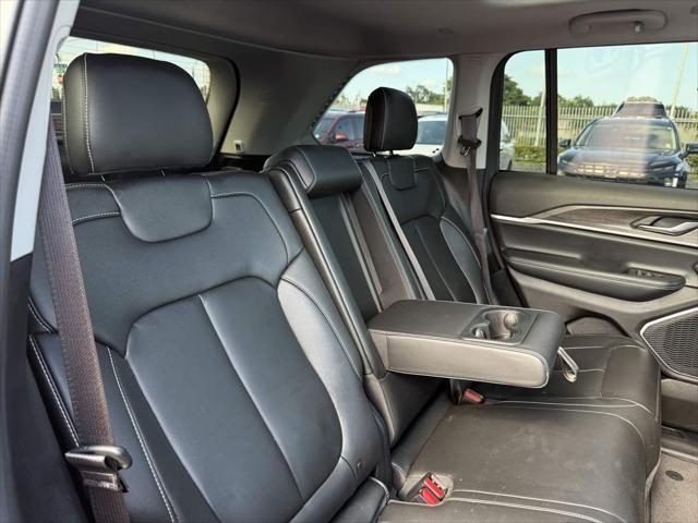 used 2022 Jeep Grand Cherokee car, priced at $32,800