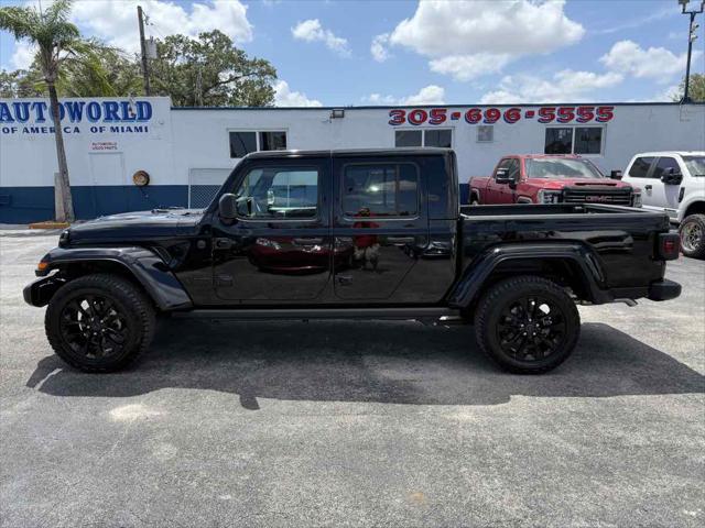 used 2025 Jeep Gladiator car, priced at $38,800
