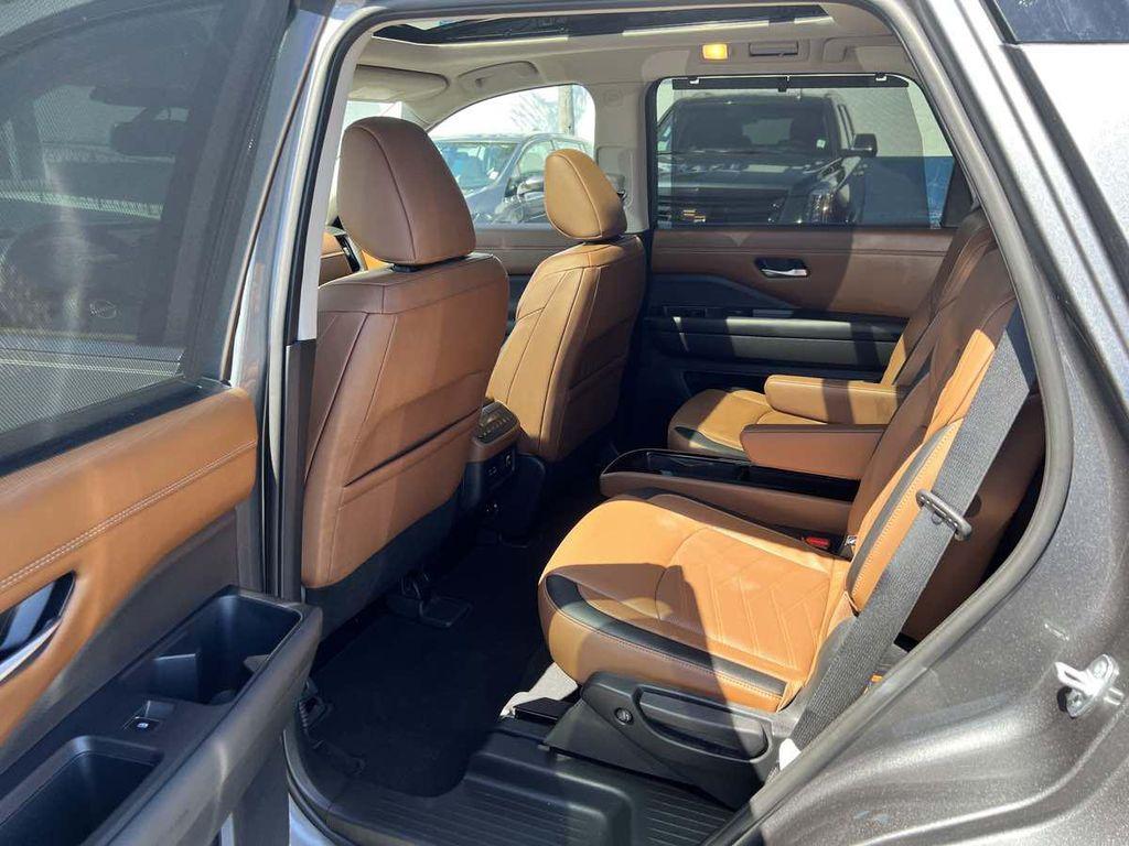 used 2022 Nissan Pathfinder car, priced at $32,950