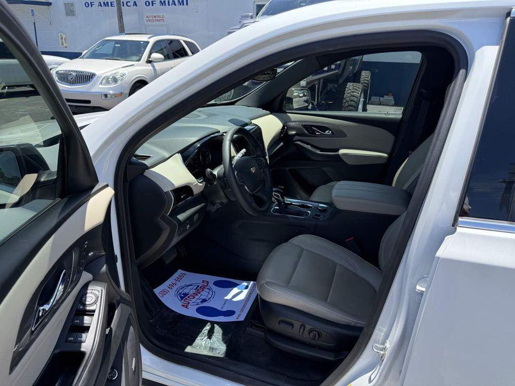 used 2022 Chevrolet Traverse car, priced at $30,950