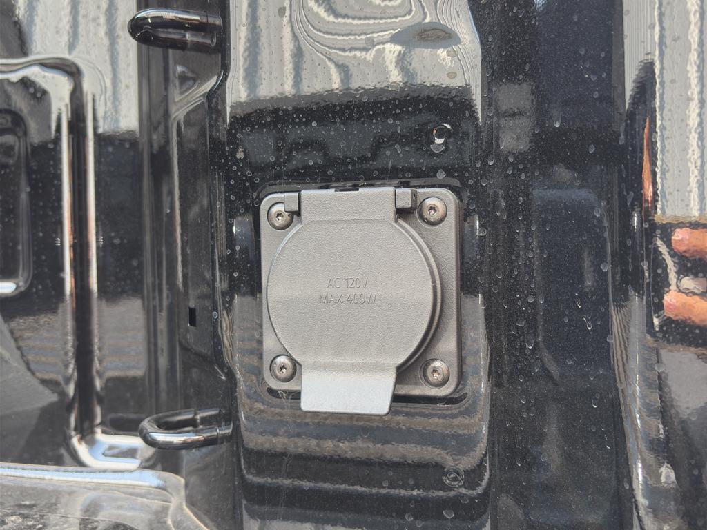 new 2025 GMC Sierra 1500 car, priced at $46,625