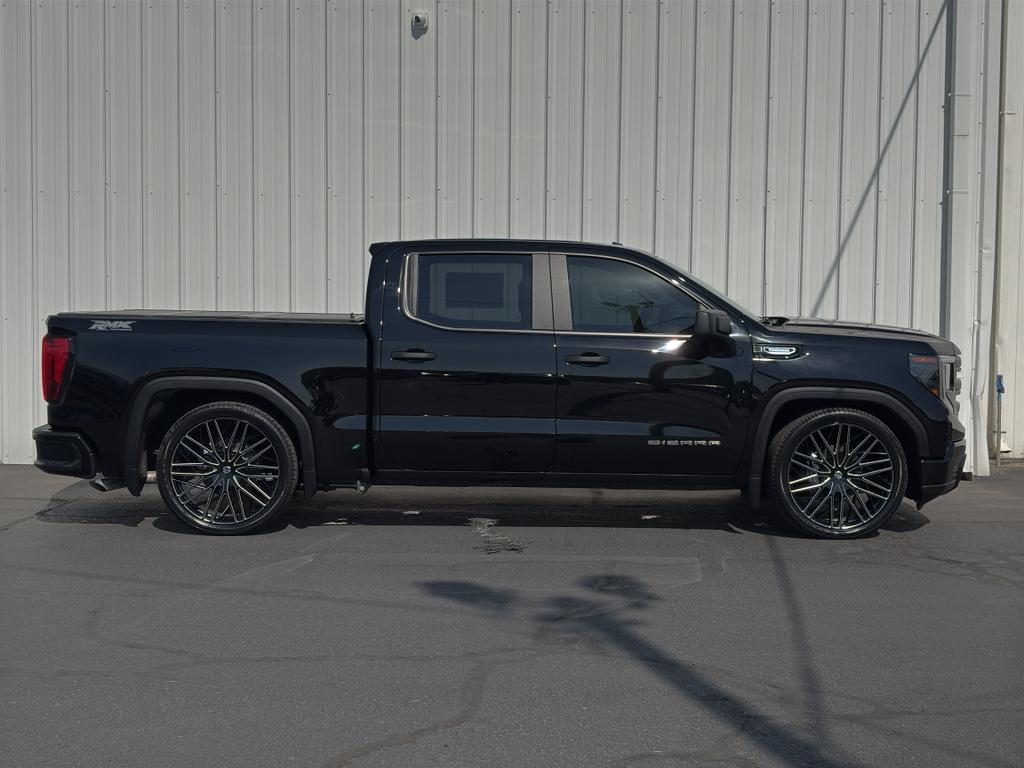 new 2025 GMC Sierra 1500 car, priced at $46,625