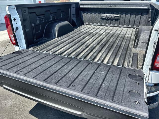 new 2025 GMC Sierra 1500 car, priced at $59,405