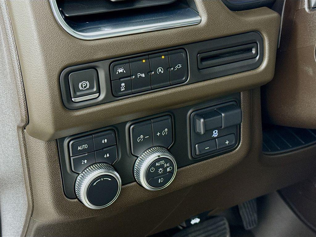 used 2021 GMC Yukon car, priced at $48,900