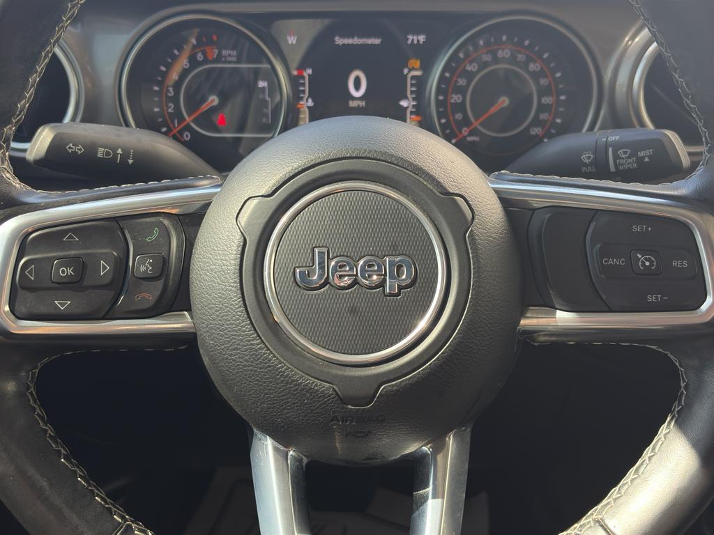 used 2021 Jeep Gladiator car, priced at $37,944