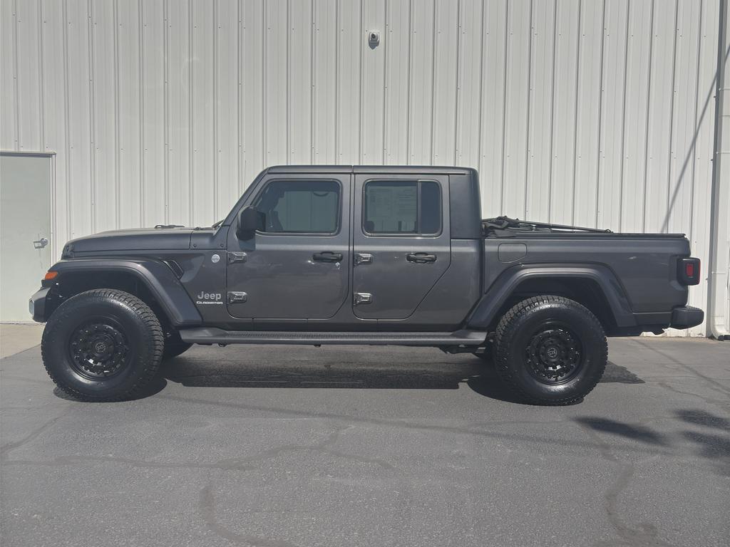 used 2021 Jeep Gladiator car, priced at $37,944