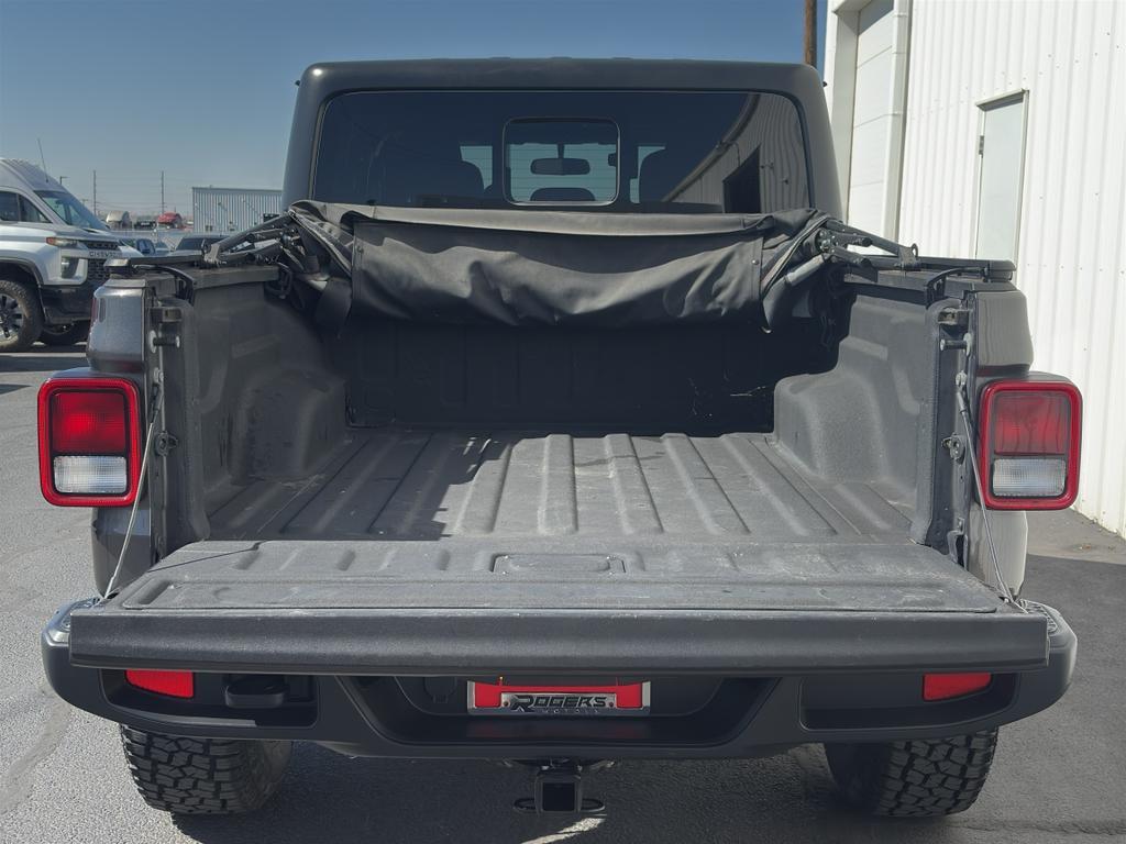 used 2021 Jeep Gladiator car, priced at $37,944