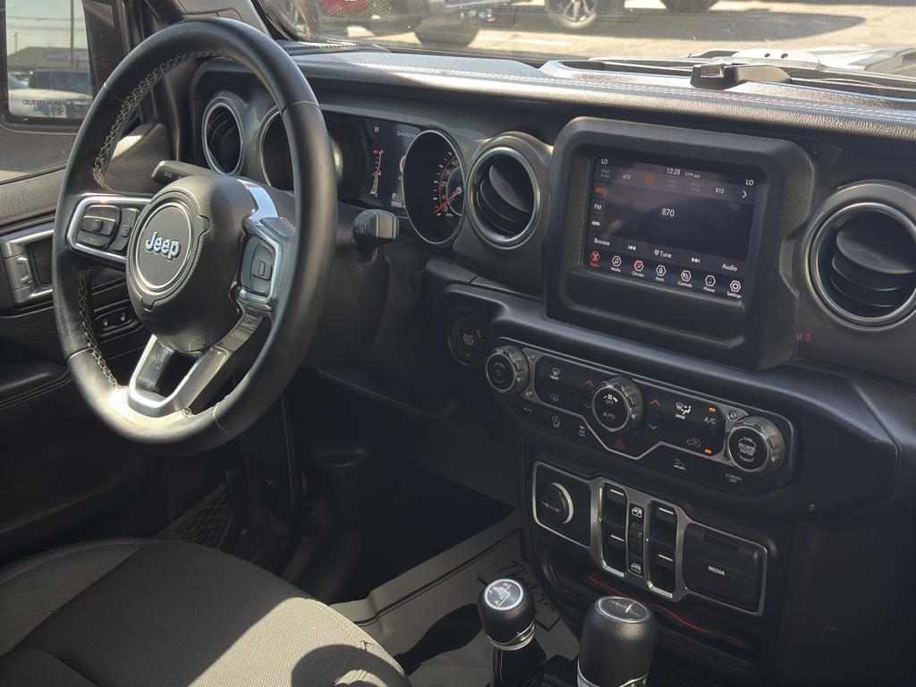 used 2021 Jeep Gladiator car, priced at $37,944
