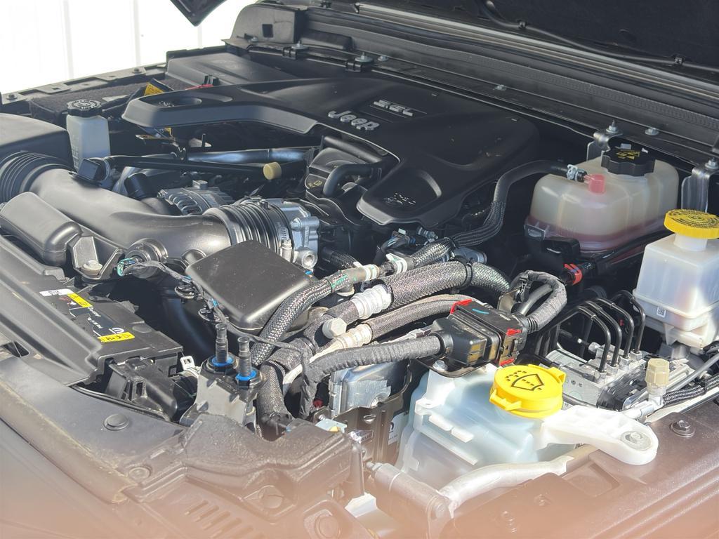 used 2021 Jeep Gladiator car, priced at $37,944