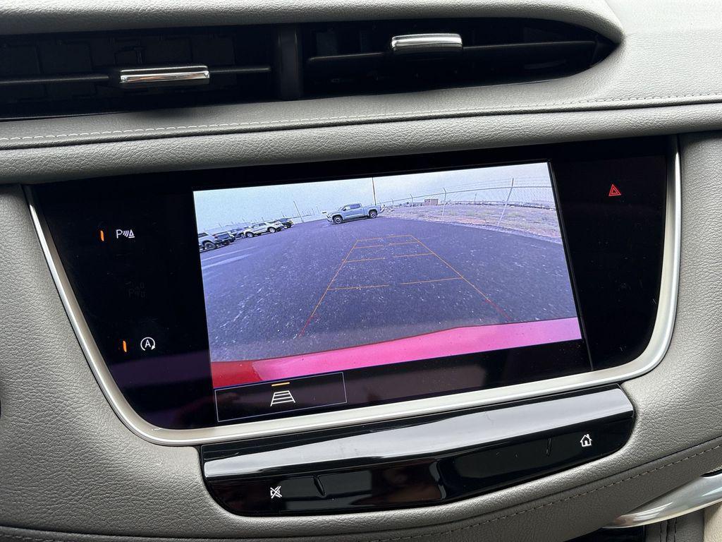 used 2022 Cadillac XT5 car, priced at $34,499