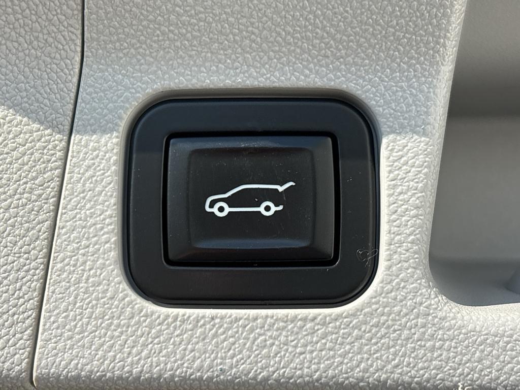 used 2018 GMC Acadia car, priced at $15,543