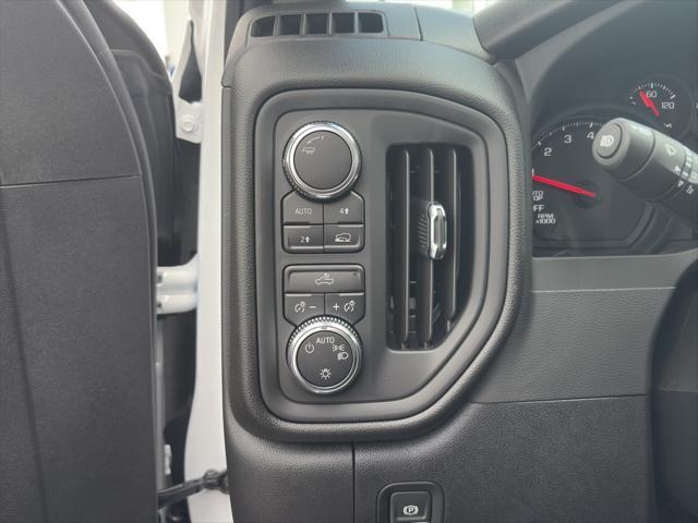 new 2025 GMC Sierra 1500 car, priced at $49,755
