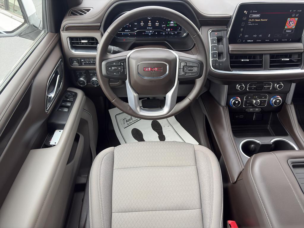 used 2023 GMC Yukon car, priced at $52,543