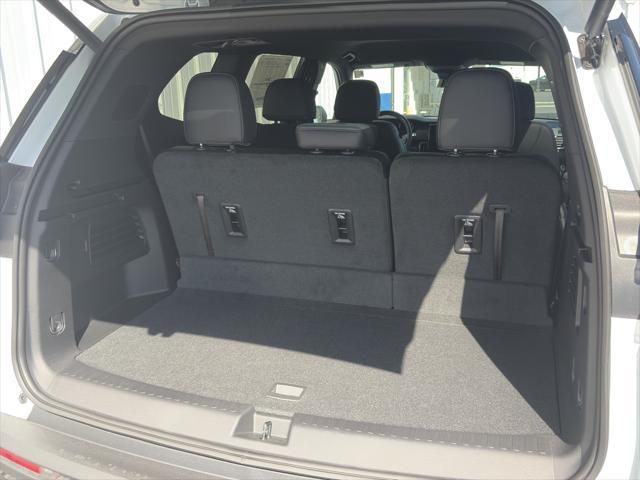 new 2025 GMC Acadia car, priced at $58,005