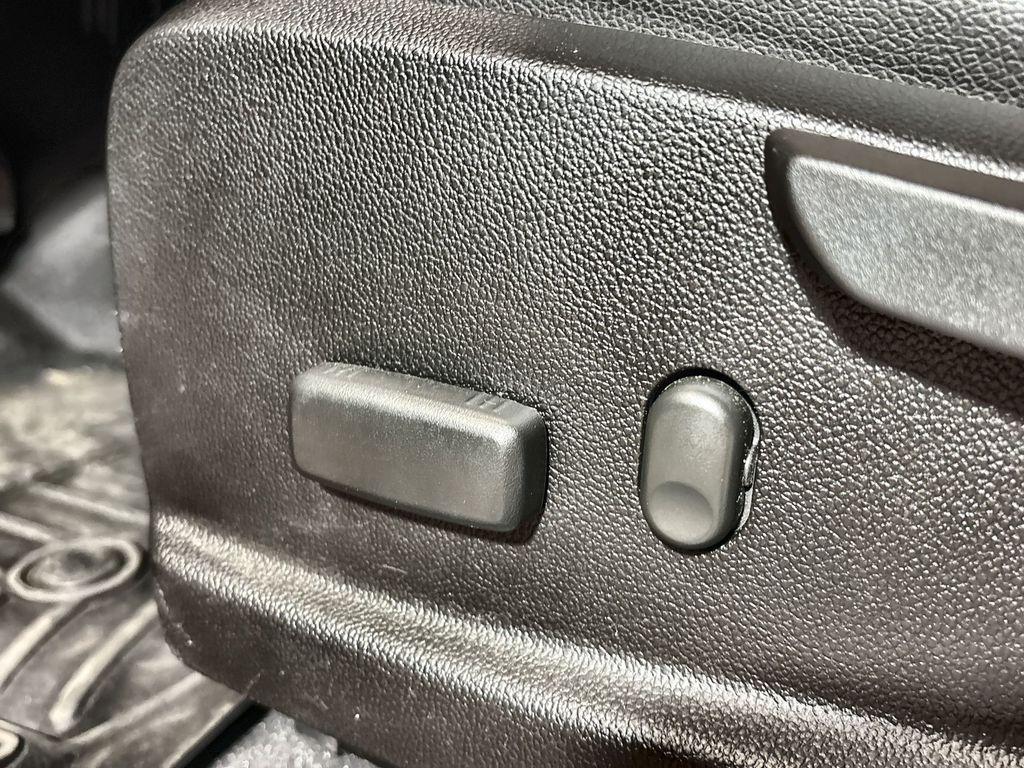 used 2022 GMC Canyon car, priced at $39,900
