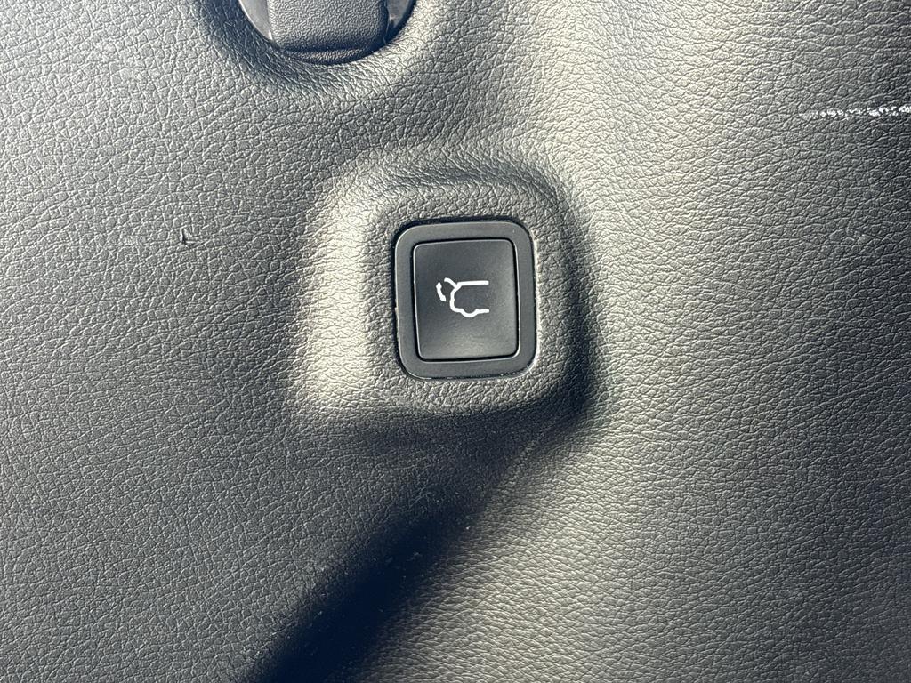 used 2022 Jeep Compass car, priced at $23,943