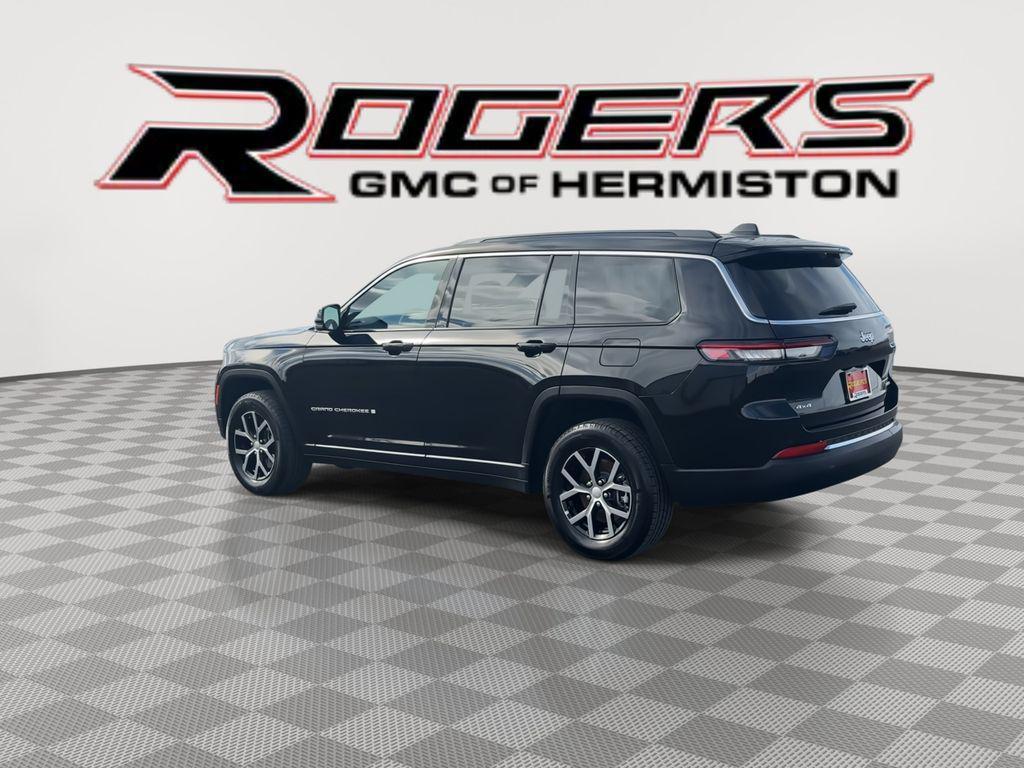 used 2024 Jeep Grand Cherokee L car, priced at $37,900