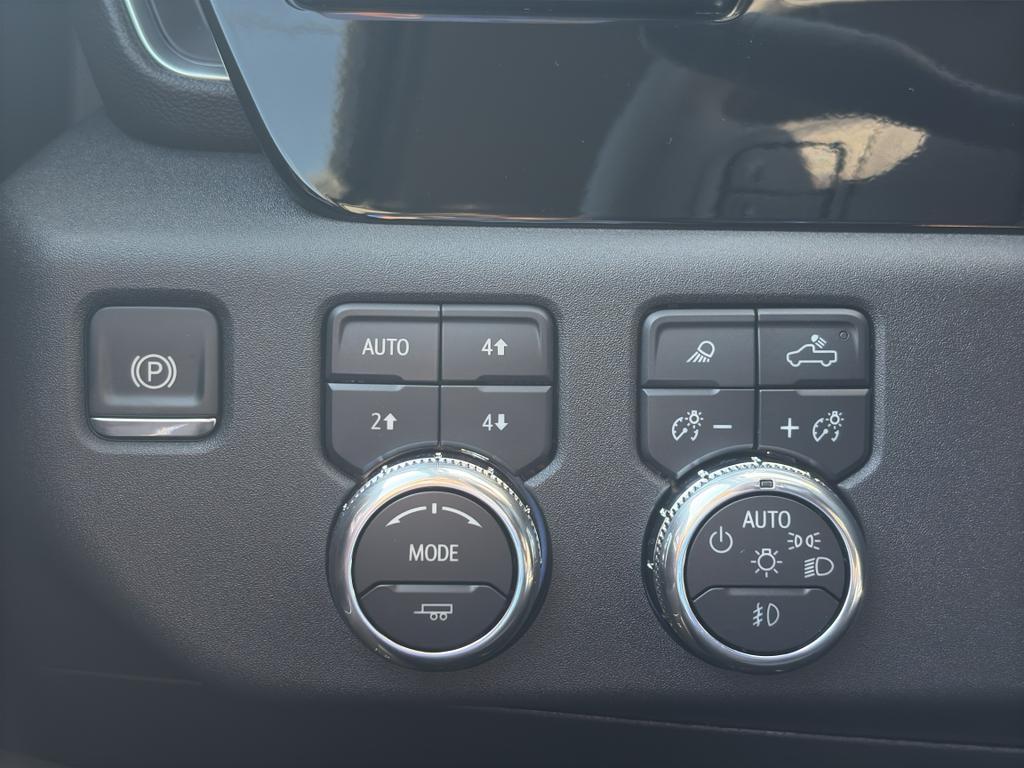 new 2025 GMC Sierra 2500 car, priced at $79,150