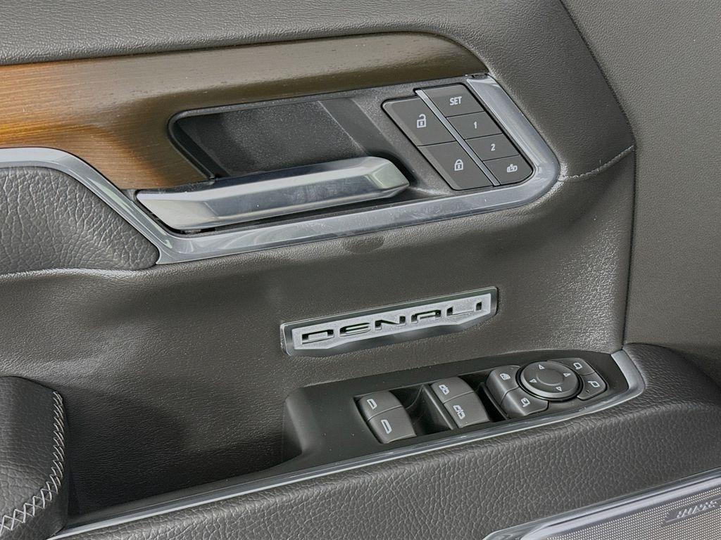 used 2025 GMC Sierra 1500 car, priced at $74,900