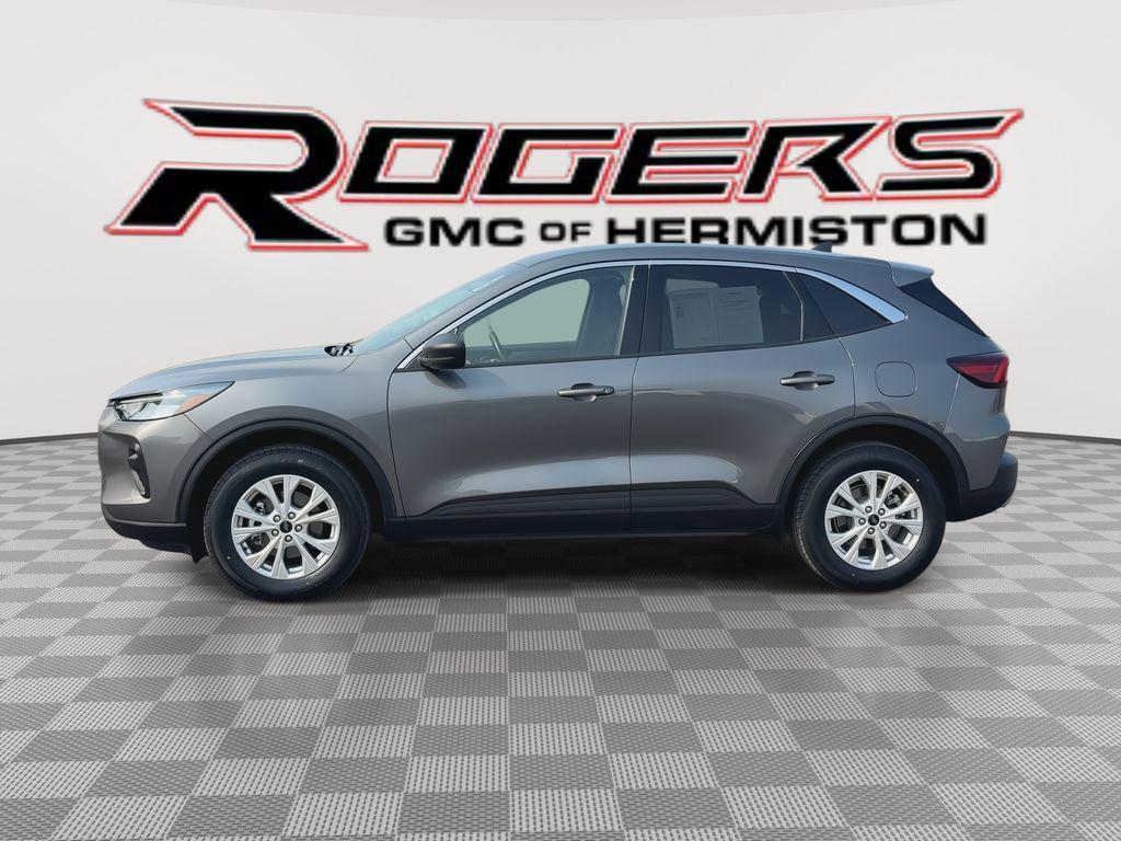 used 2024 Ford Escape car, priced at $21,999
