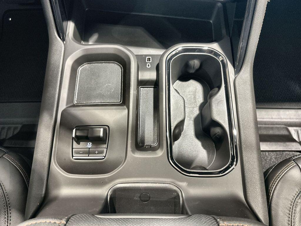 new 2025 GMC Sierra 3500 car, priced at $87,985