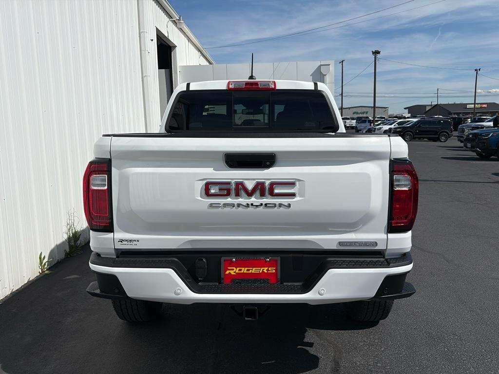 new 2025 GMC Canyon car, priced at $37,205