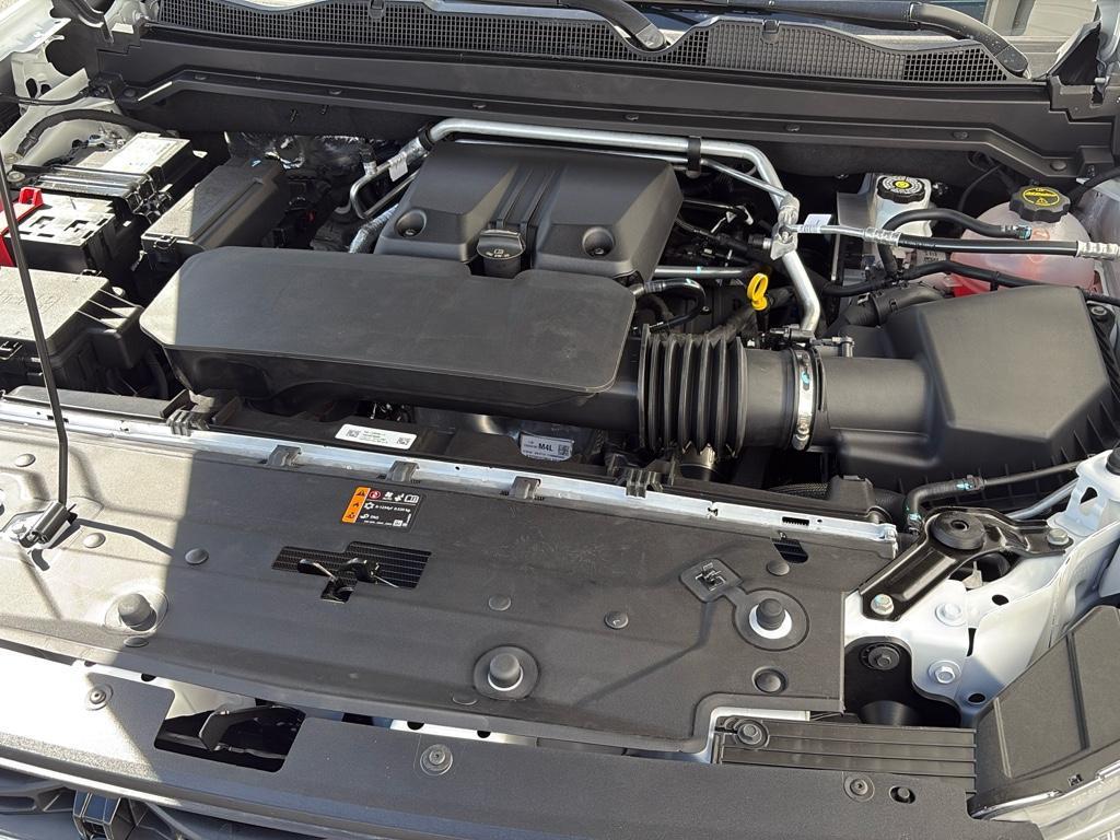 new 2025 GMC Canyon car, priced at $37,205