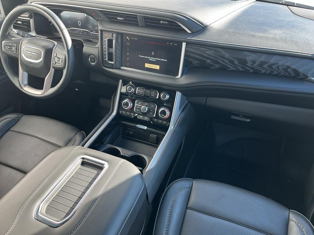 used 2023 GMC Yukon car, priced at $59,843