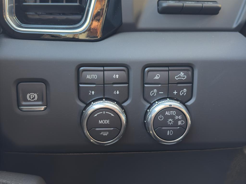 new 2025 GMC Sierra 3500 car, priced at $89,430