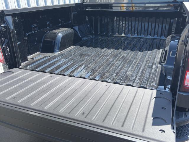new 2025 GMC Sierra 1500 car, priced at $49,625