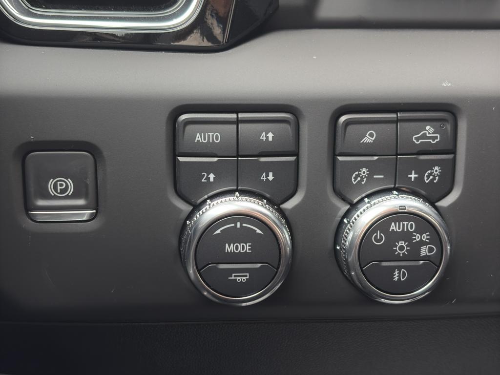 new 2025 GMC Sierra 3500 car, priced at $89,630