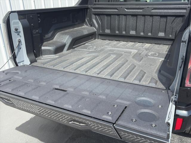 new 2025 GMC HUMMER EV Pickup car, priced at $111,915